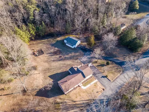 3111 Mount Clair Rd, Chester, VA 23831 photo 9