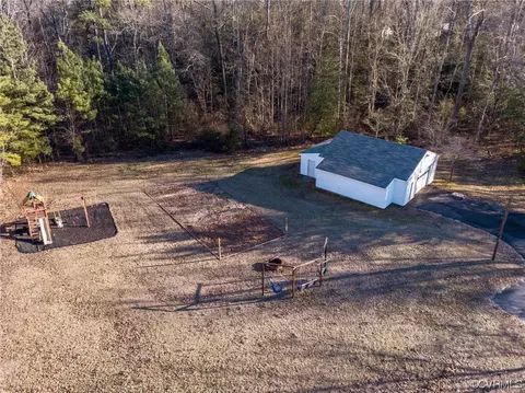 3111 Mount Clair Rd, Chester, VA 23831 photo 7