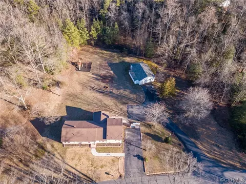 3111 Mount Clair Rd, Chester, VA 23831