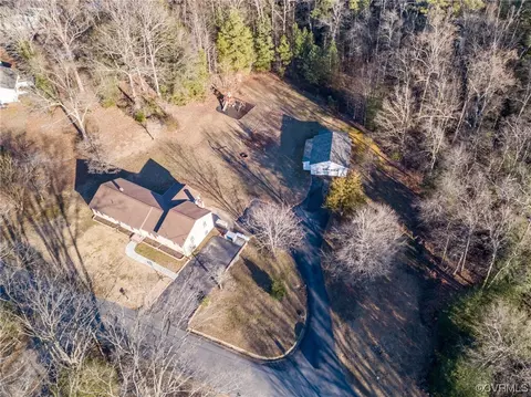 3111 Mount Clair Rd, Chester, VA 23831 photo 5