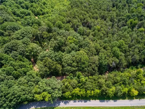 1070 Evans Rd, Powhatan, VA 23139