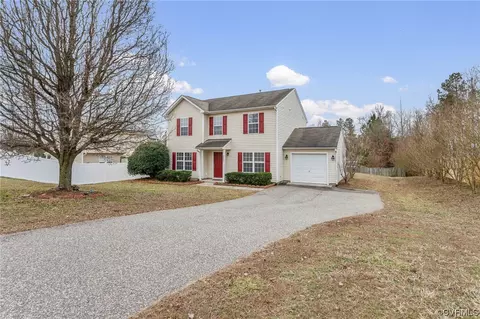 3207 Littlebury Dr, Chester, VA 23831