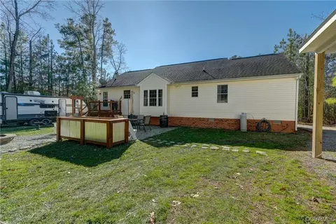 Exterior - 104 Pine Haven Rd, Aylett, VA 23009 photo 8 of 15