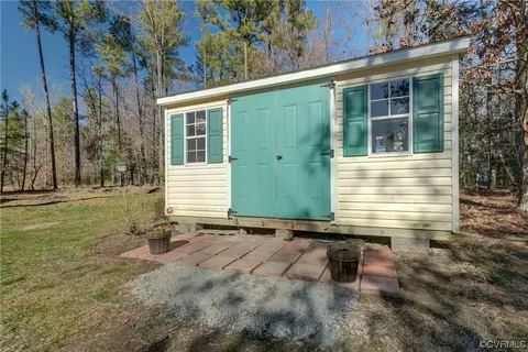Exterior - 104 Pine Haven Rd, Aylett, VA 23009 photo 10 of 15