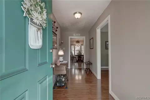 Entry Way - 104 Pine Haven Rd, Aylett, VA 23009 photo 1 of 1