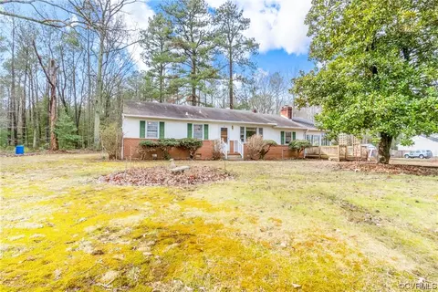 1577 Kimbrook Ln, Sandston, VA 23150
