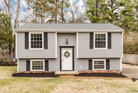 8728 Pine Top Dr, Henrico, VA 23294