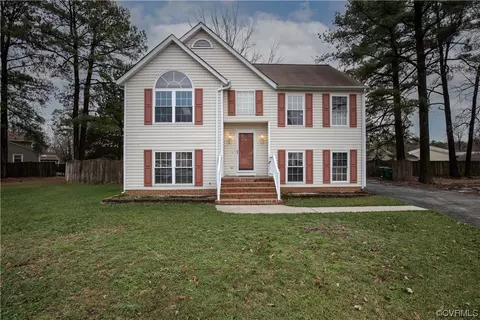 901 Wynfield Ter, Richmond, VA 23223
