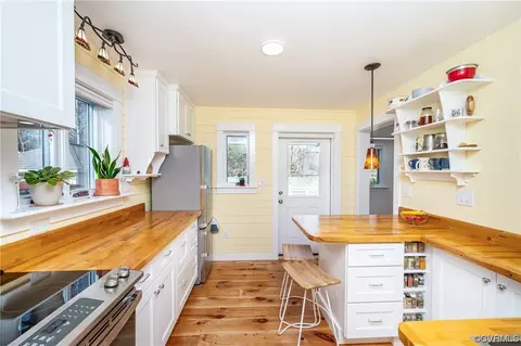 8922 Clovis St, North Chesterfield, VA 23237