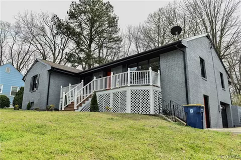 2136 W Broadway, Hopewell, VA 23860