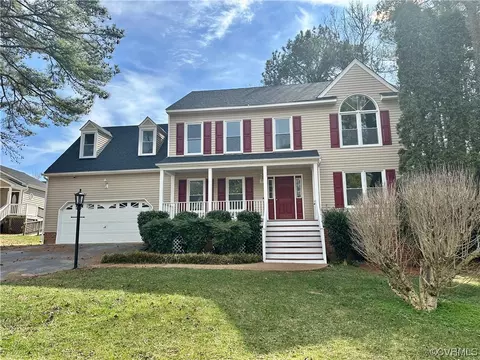 12805 Walton Lake Dr, Midlothian, VA 23114