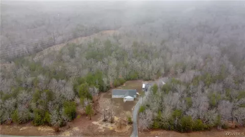 14910 N Point Rd, Lanexa, VA 23089 photo 4