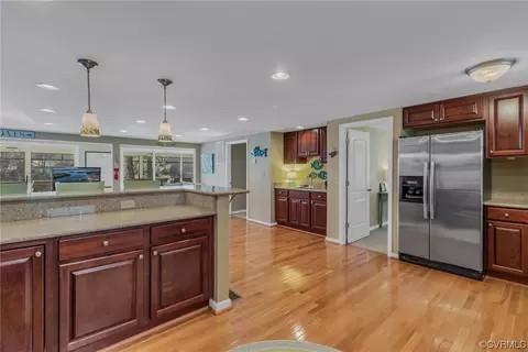 Kitchen - 333 Peake Rd, Weems, VA 22576 photo 3 of 3