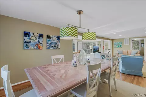 Dining - 333 Peake Rd, Weems, VA 22576 photo 2 of 4