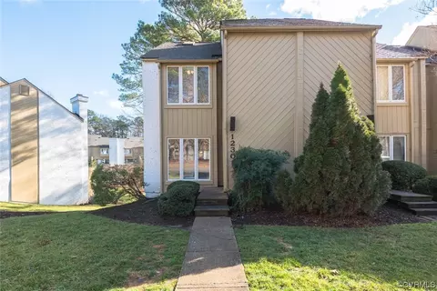 12301 Shore View Dr, Henrico, VA 23233