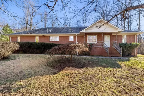 3115 Pineview Dr, Powhatan, VA 23139