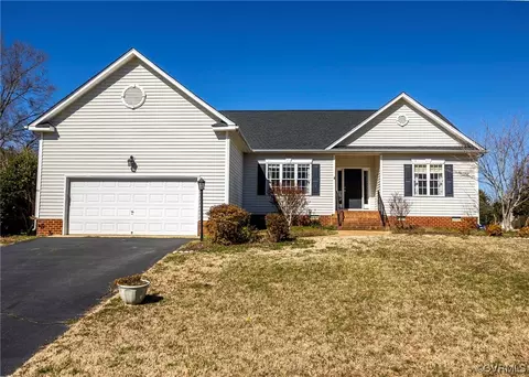 6086 Pond Grass Rd, Mechanicsville, VA 23111