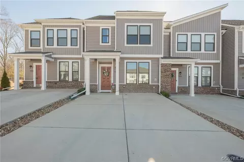12217 Dutch Elm Cir, Midlothian, VA 23112
