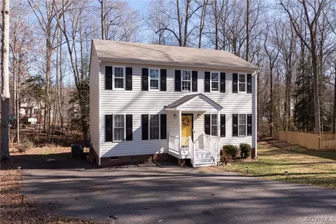 4700 Mason Rest Ct, North Chesterfield, VA 23234