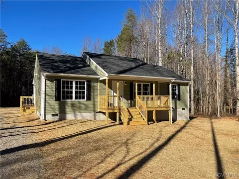 1015 Chestnut Ave, Mineral, VA 23117