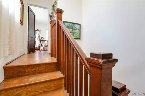 Entry Way - 1327 Nottoway Ave, Richmond, VA 23227 photo 2 of 9
