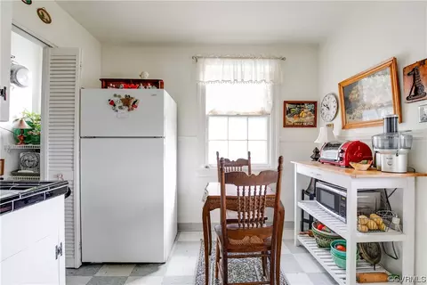 Kitchen - 1327 Nottoway Ave, Richmond, VA 23227 photo 1 of 4