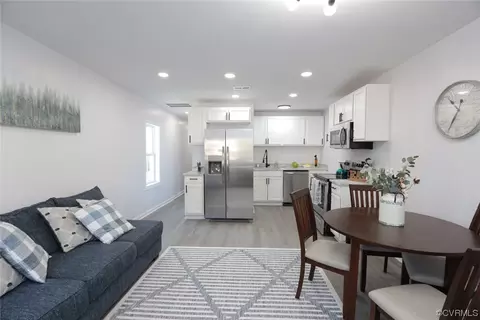 932 Farmer St, Petersburg, VA 23803