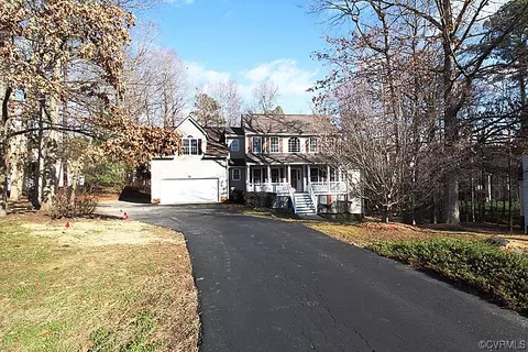 14706 Blue Creek Pl, South Chesterfield, VA 23834