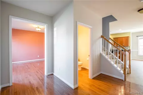 Entry Way - 243 Wallingham Dr, Midlothian, VA 23114 photo 1 of 3