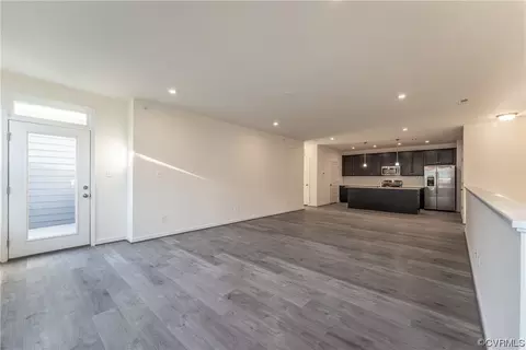 12105 Oxford Landing Dr #203, Glen Allen, VA 23059