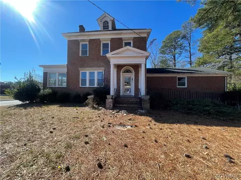 1888 S Sycamore St, Petersburg, VA 23805