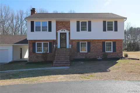 4321 Tatum Rd, Disputanta, VA 23842