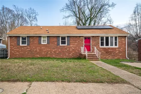 2805 John St, Hopewell, VA 23860