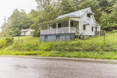 355 Clendennin Rd, Narrows, VA 24124