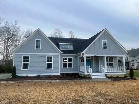18119 Farm Cir, Moseley, VA 23120