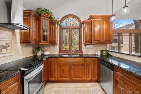 6218 Willow Glen Rd, Midlothian, VA 23112 photo 45