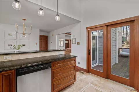 6218 Willow Glen Rd, Midlothian, VA 23112 photo 14