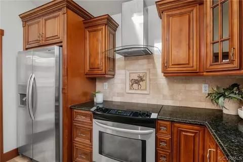 6218 Willow Glen Rd, Midlothian, VA 23112 photo 11