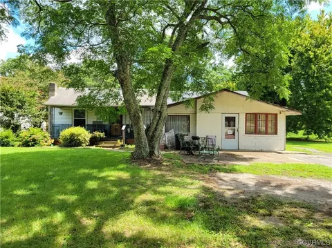 2613 Goodes Bridge Rd, Richmond, VA 23224