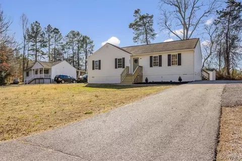 3812 Chesdin Blvd, Sutherland, VA 23885