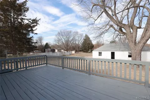 Exterior - 1908 Springdale Rd, Richmond, VA 23222 photo 10 of 13