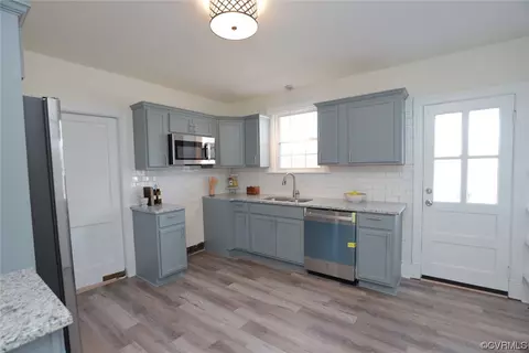 Kitchen - 1908 Springdale Rd, Richmond, VA 23222 photo 1 of 6