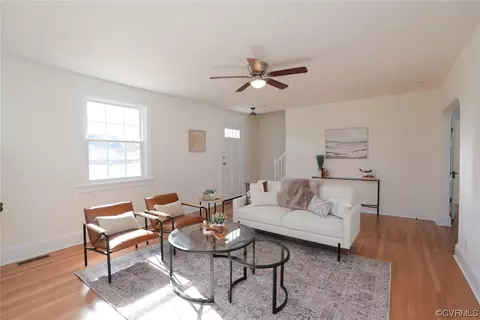 Living - 1908 Springdale Rd, Richmond, VA 23222 photo 7 of 8