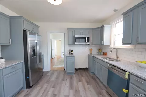 Kitchen - 1908 Springdale Rd, Richmond, VA 23222 photo 3 of 6