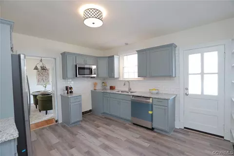 Kitchen - 1908 Springdale Rd, Richmond, VA 23222 photo 4 of 6