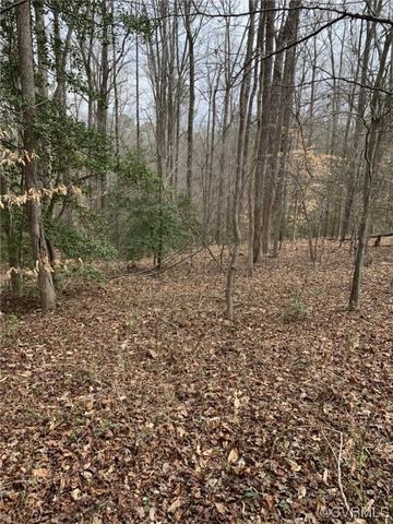 7901 Upton Rd, North Chesterfield, VA 23237
