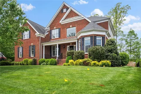 6712 Buglers Trail Ln, Moseley, VA 23120