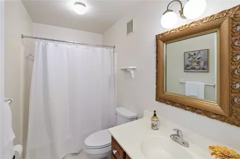 Bath - 13901 Pagehurst Ter #23, Midlothian, VA 23113 photo 1 of 4
