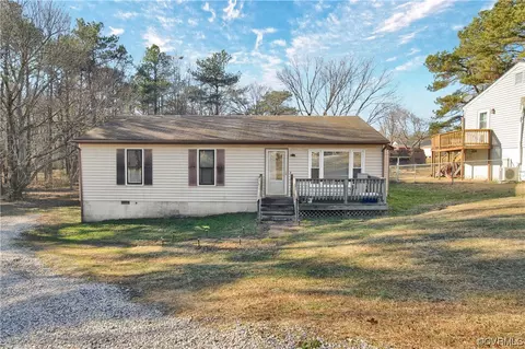 Exterior - 8918 Cloverpatch Ter, North Chesterfield, VA 23237 photo 3 of 6