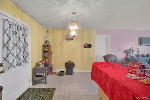 Living - 8918 Cloverpatch Ter, North Chesterfield, VA 23237 photo 2 of 4